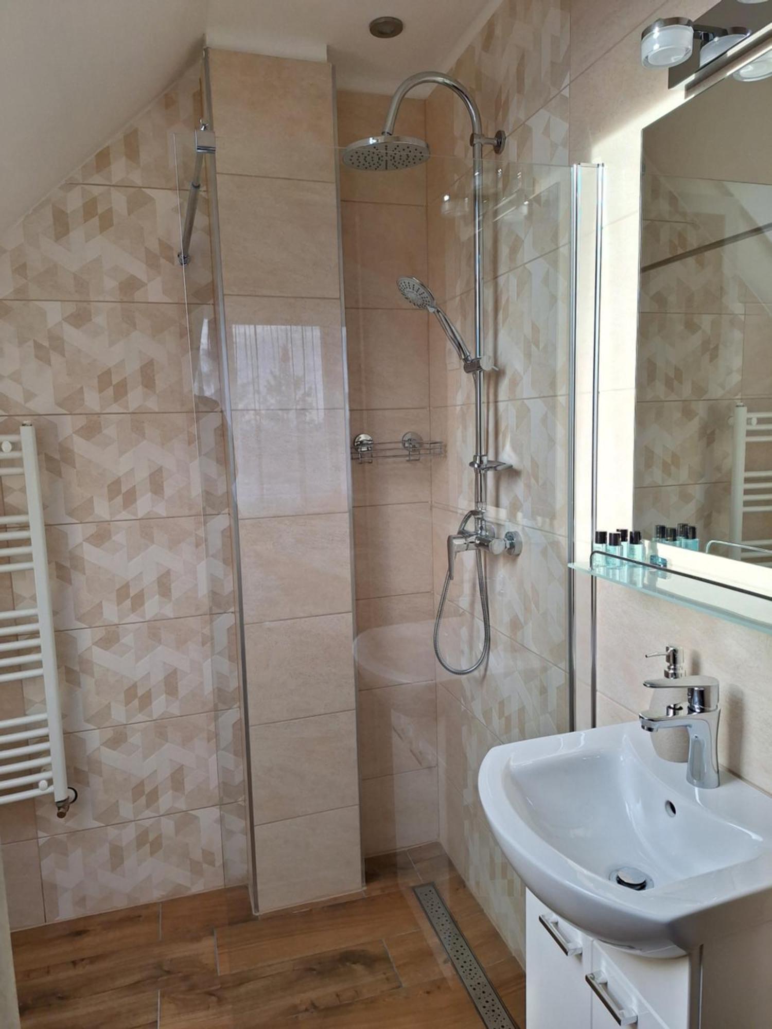 Happy Home Apartman Мішкольц Екстер'єр фото